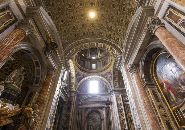 Basílica de San Pedro, Ciudad del Vaticano, Vaticano — Foto de Stock