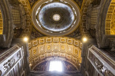 Aziz Peter, Vatikan, Vatikan Bazilikası