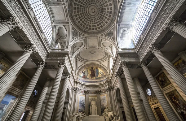 Interiors of Pantheon necropolis, Paris, France — Stock Photo, Image