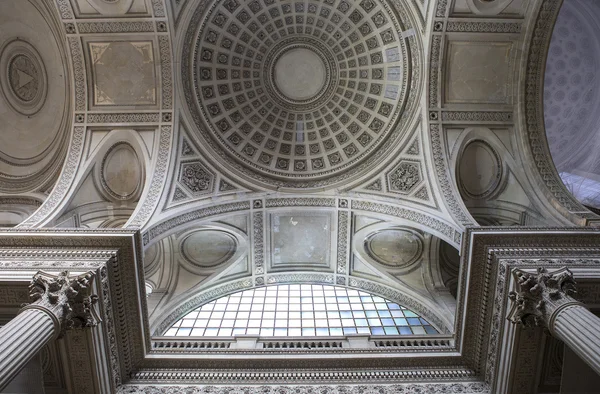 Interiores de Pantheon necropolis, Paris, França — Fotografia de Stock