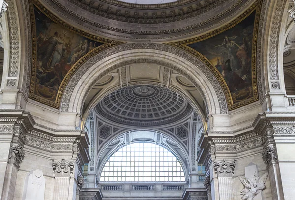 Wnętrza Panteonu nekropolii, Paryż, Francja — Zdjęcie stockowe