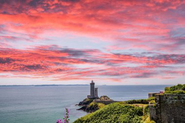 BÜYÜK, FİNİSTE, BRANY, FRANCE: Petit Minou Lightouse