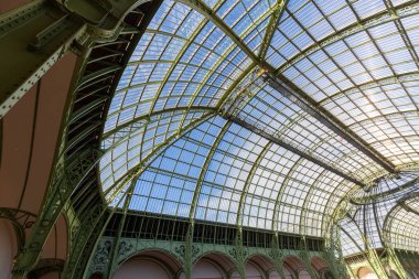 PARIS, FRANCE, FEBRUAY 04, 2026: Fransız arşivci Charles Girault tarafından 1897 yılında inşa edilen Grand Palais 'in Sanat Dekoratif Kubbesi mimari detayları