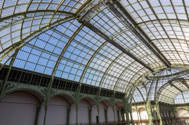 PARIS, FRANCE, FEBRUAY 04, 2026: Fransız arşivci Charles Girault tarafından 1897 yılında inşa edilen Grand Palais 'in Sanat Dekoratif Kubbesi mimari detayları