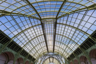 PARIS, FRANCE, FEBRUAY 04, 2026: Fransız arşivci Charles Girault tarafından 1897 yılında inşa edilen Grand Palais 'in Sanat Dekoratif Kubbesi mimari detayları