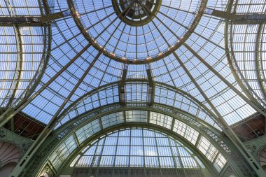 PARIS, FRANCE, FEBRUAY 04, 2026: Fransız arşivci Charles Girault tarafından 1897 yılında inşa edilen Grand Palais 'in Sanat Dekoratif Kubbesi mimari detayları