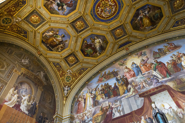 interiors of Raphael rooms, Vatican museum, Vatican