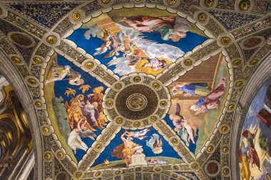 Raphael Odaları, Vatikan Müzesi, Vatikan iç