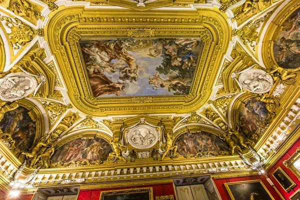 Interiores do Palazzo Pitti, Florença, Itália — Fotografia de Stock