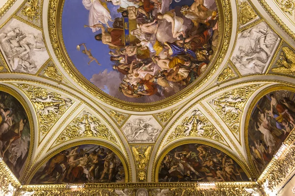 Interiores de Palazzo Pitti, Florencia, Italia — Foto de Stock
