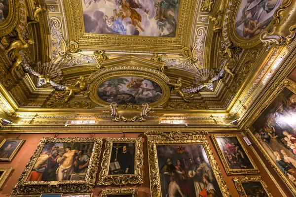 Inredningen i Palazzo Pitti, Florens, Italien — Stockfoto