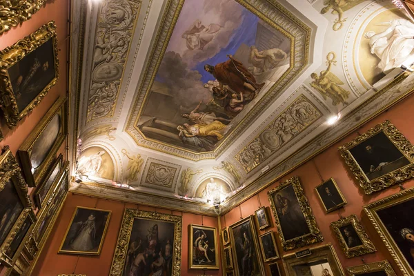 室内设计的佛罗伦萨，意大利皮蒂宫 — 图库照片