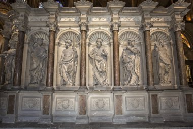 iç mekanlar ve Ayrıntılar Saint-Remi Bazilika, Reims, Fransa