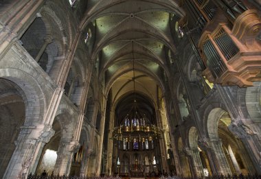 iç mekanlar ve Ayrıntılar Saint-Remi Bazilika, Reims, Fransa