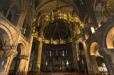 iç mekanlar ve Ayrıntılar Saint-Remi Bazilika, Reims, Fransa