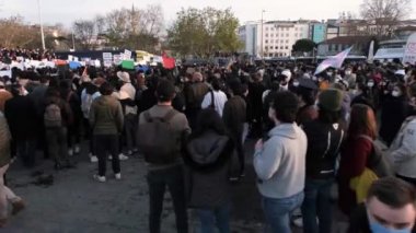 Muhalif Türk halkının Cumhurbaşkanı Erdoğan 'ın İstanbul, Türkiye' de 