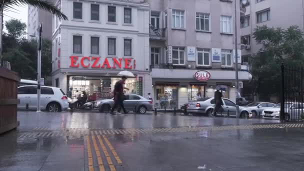 Beyoglu Istanbul Turkey 2021 Stabilized View Lot People Cars Have — 비디오