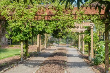 Noktası Defiance ahşap Arbors 2