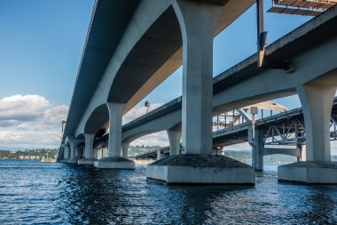 Karayolu Köprüsü altında 7