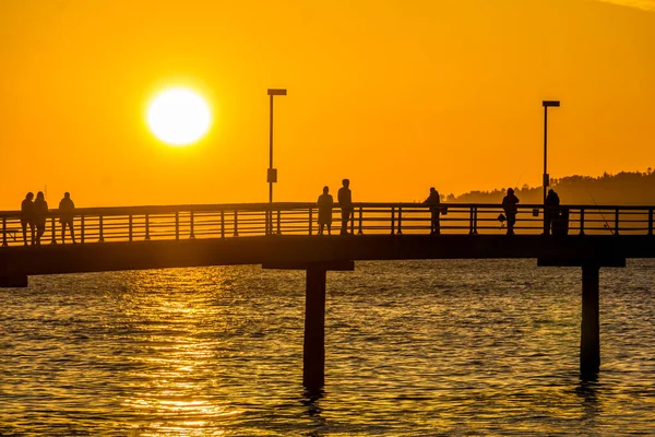 Ciel Est Doré Sur Jetée Des Moines Washington — Photo