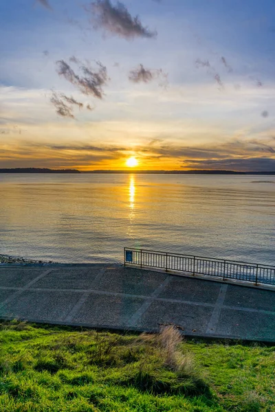 Een Loopbrug Zonsondergang West Seattle Washington — Stockfoto