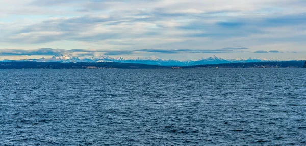 Pemandangan Gunung Olimpiade Dari Port Townsend Washington — Stok Foto