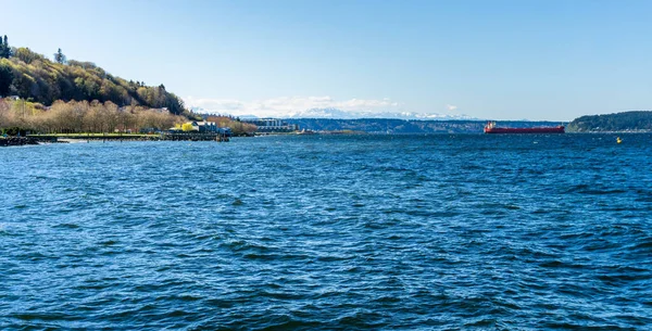 Uma Vista Orla Marítima Ruston Washington Com Montanhas Olimpíadas Distância — Fotografia de Stock