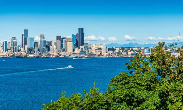 Utsikt Över Elliottt Bay Och Seattle Skyline — Stockfoto