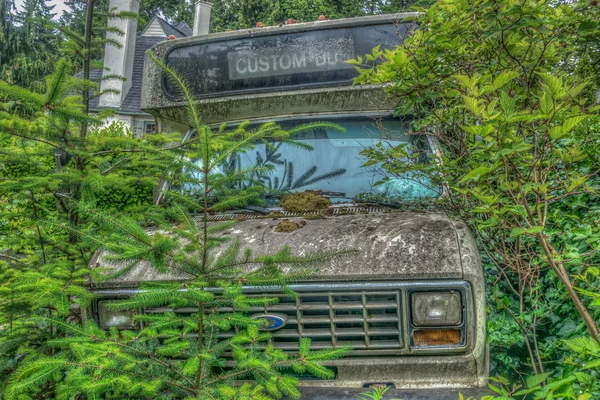 Abandoned Van HDR — Stock Photo, Image