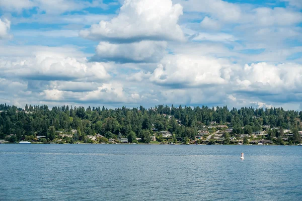 Mercer Insel mit Wolken 2 — Stockfoto