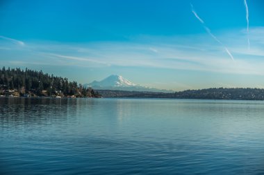 Rainier Lake Washington 2