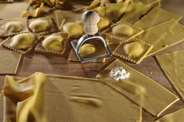 Ricotta ravioli yapma