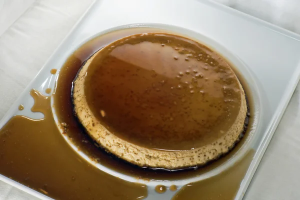 Traditionelle vietnamesische Flan (kem flan)) — Stockfoto