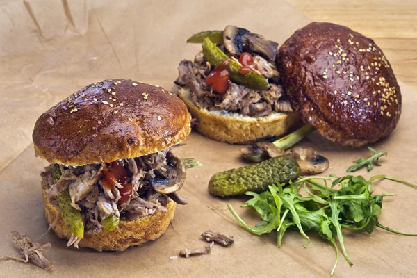 Pulled pork sandwiches — Stock Photo, Image