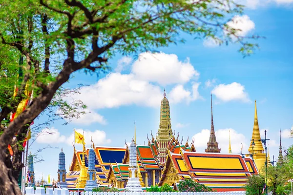 2020 Wat Phra Kaew Temple Emerald Buddha Temple Blue Sky — 스톡 사진