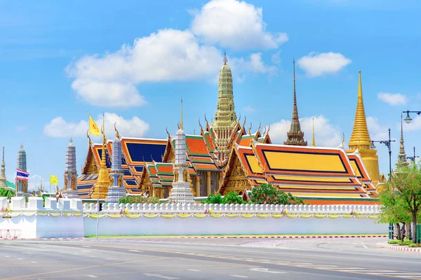 Bangkok Thajsko Dubna 2020 Wat Phra Kaew Chrám Smaragdového Buddhy — Stock fotografie