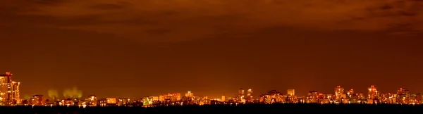 Ufuktaki gece şehri