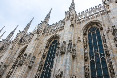 Milano Katedrali'ne ayrıntılarını (İtalyanca: Duomo di Milano)
