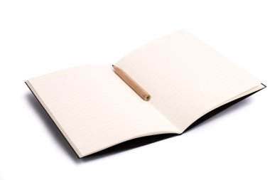 Küçük klasik defter ile ahşap kalem