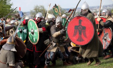 Kimliği belirsiz Rekawka - Lehçe geleneği, katılımcıların Krakow kutladı