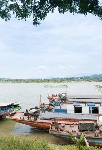 Parque de barcos en el triángulo de oro en Tailandia — Foto de Stock