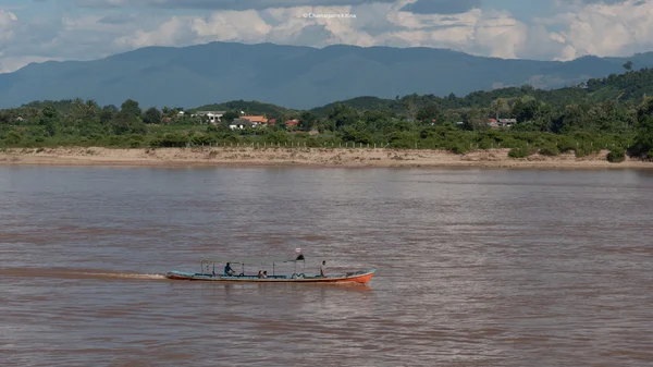 Transporte en el río Mae Khong — Foto de Stock