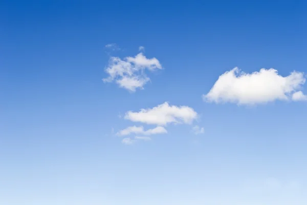 Detail of a blue sky with white clouds — Stock Photo, Image