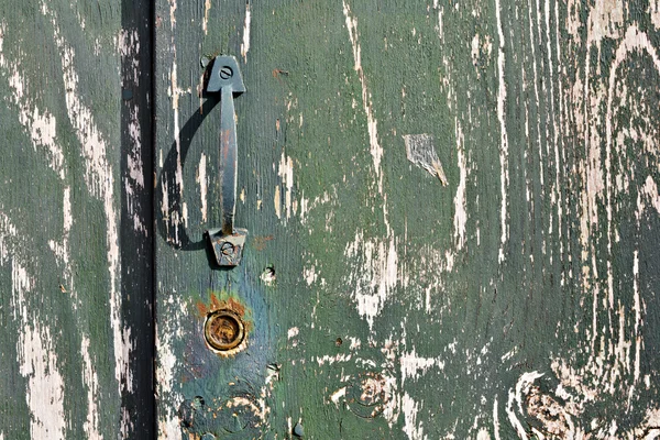 Detalhe de uma velha porta de madeira e fechadura Imagem De Stock