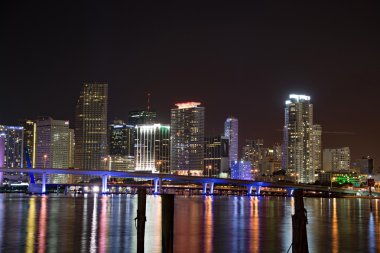 Gece boyunca Miami, Florida, ABD