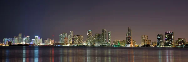Natt över Miami, Florida, Usa — Stockfoto