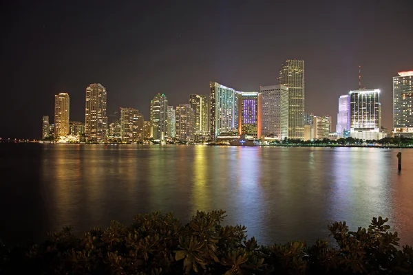 Natt över Miami, Florida, Usa — Stockfoto