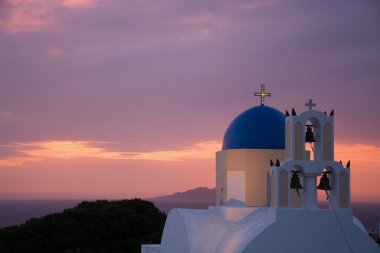 Kilise sırasında Sunrise, Fira, Santorini, Yunanistan