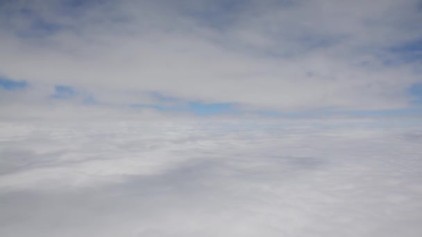 Πτήση μέσα από σύννεφα — Αρχείο Βίντεο