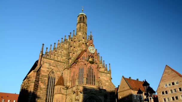 Nuremberg, church of Our Lady — Stock Video